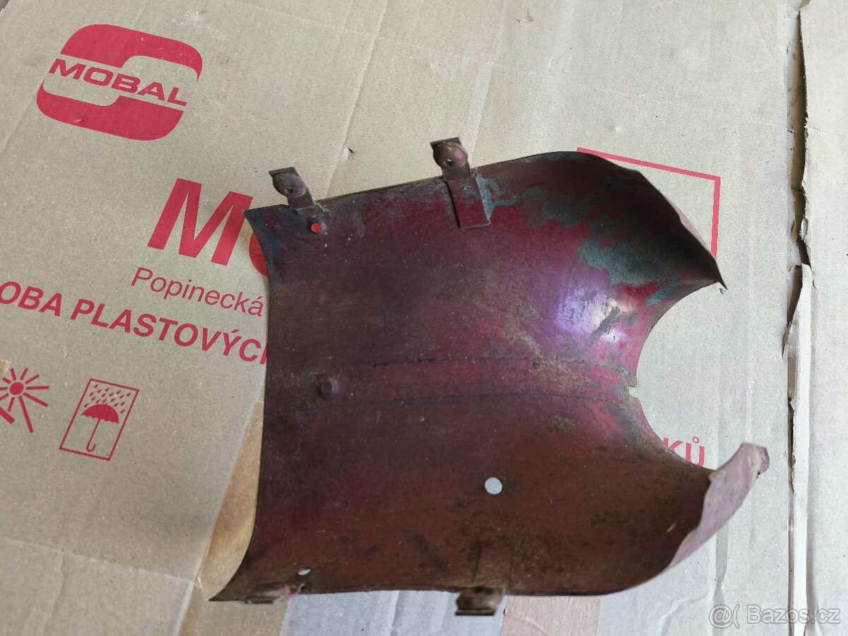 Prsíčka Jawa 555 - 2