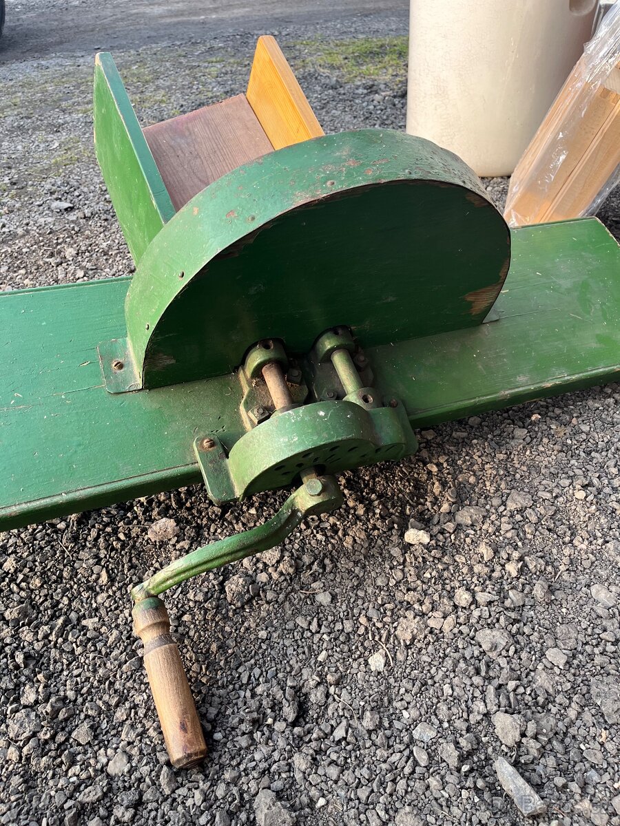 Řezačka na zeli - 2