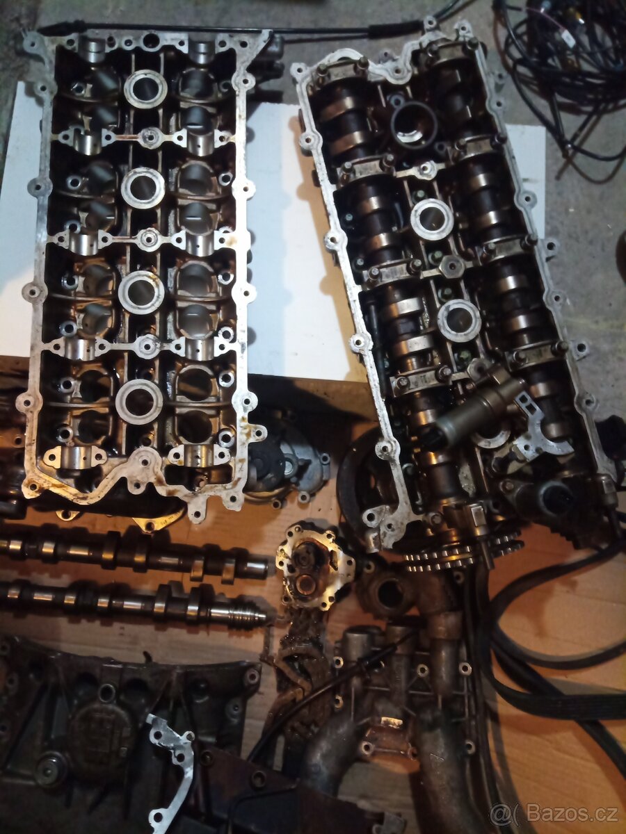 Prodám levně díly motoru Porsche cayenne V8 4.5 - 2