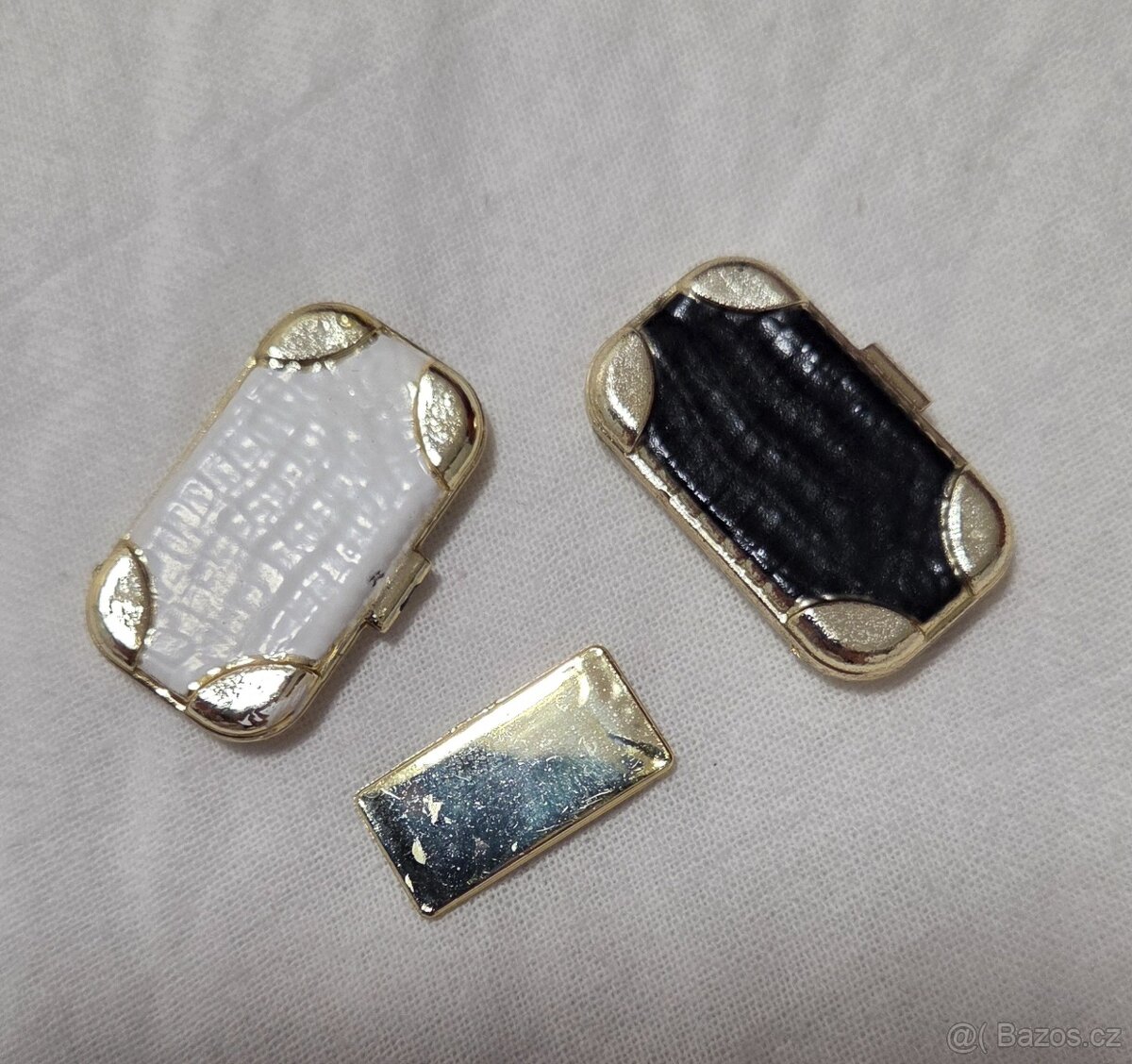 Doplňky od sběratelských panenek Barbie - 2