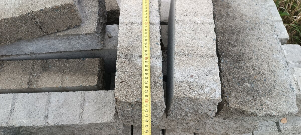 Betonový blok štípaný - 2
