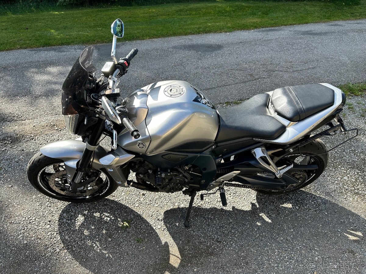 Yamaha FZ1n - 2