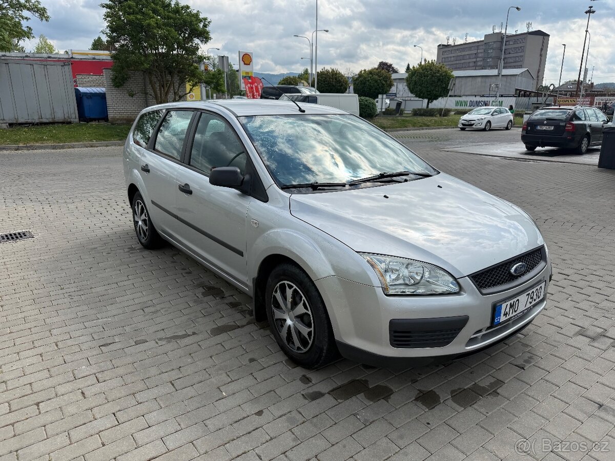 Ford Focus 1,6i 74kW/LPG, tažné zařízení - 2