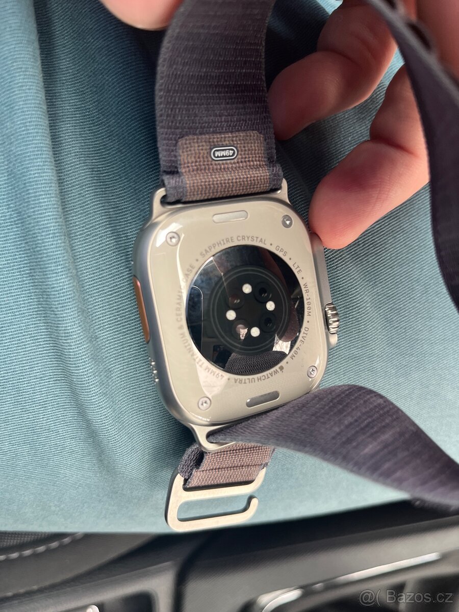 Apple Watch Ultra 2 - 2