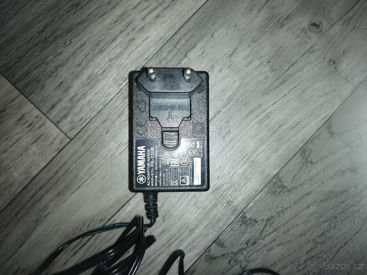 KLÁVESY PSR-F50 - 2