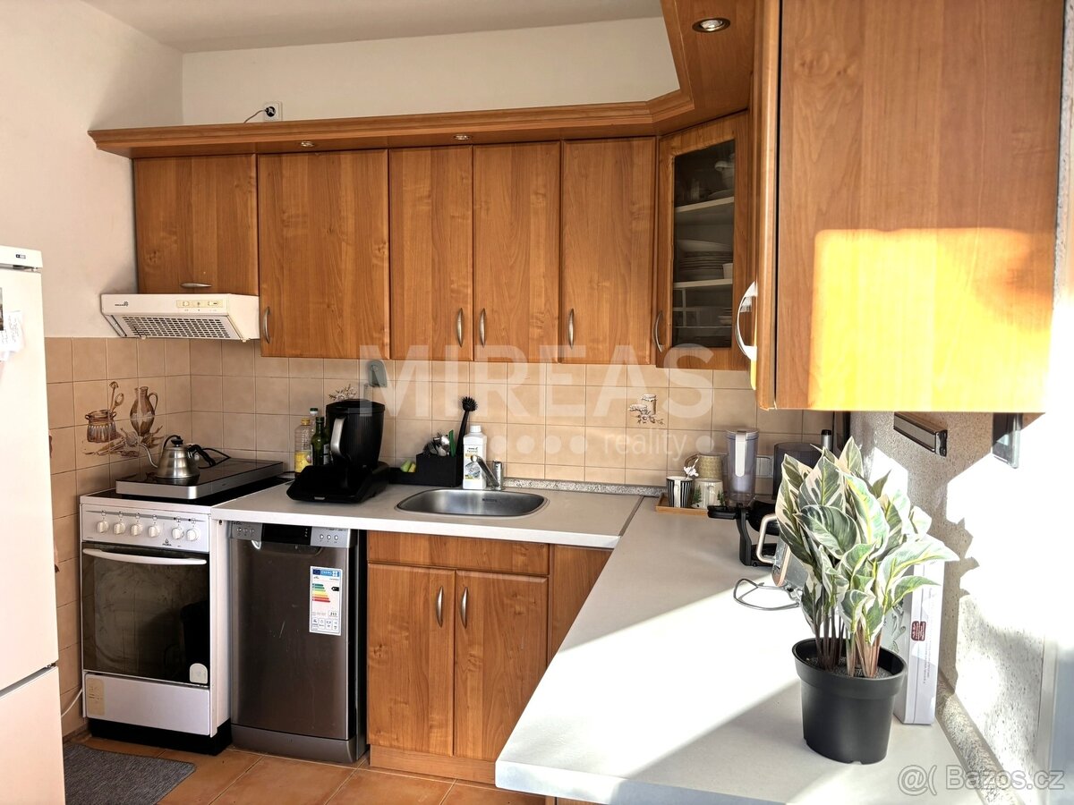 Lysá nad Labem, pronájem bytu 4+1 s lodžií, 71 m2, okr. Nymb - 2