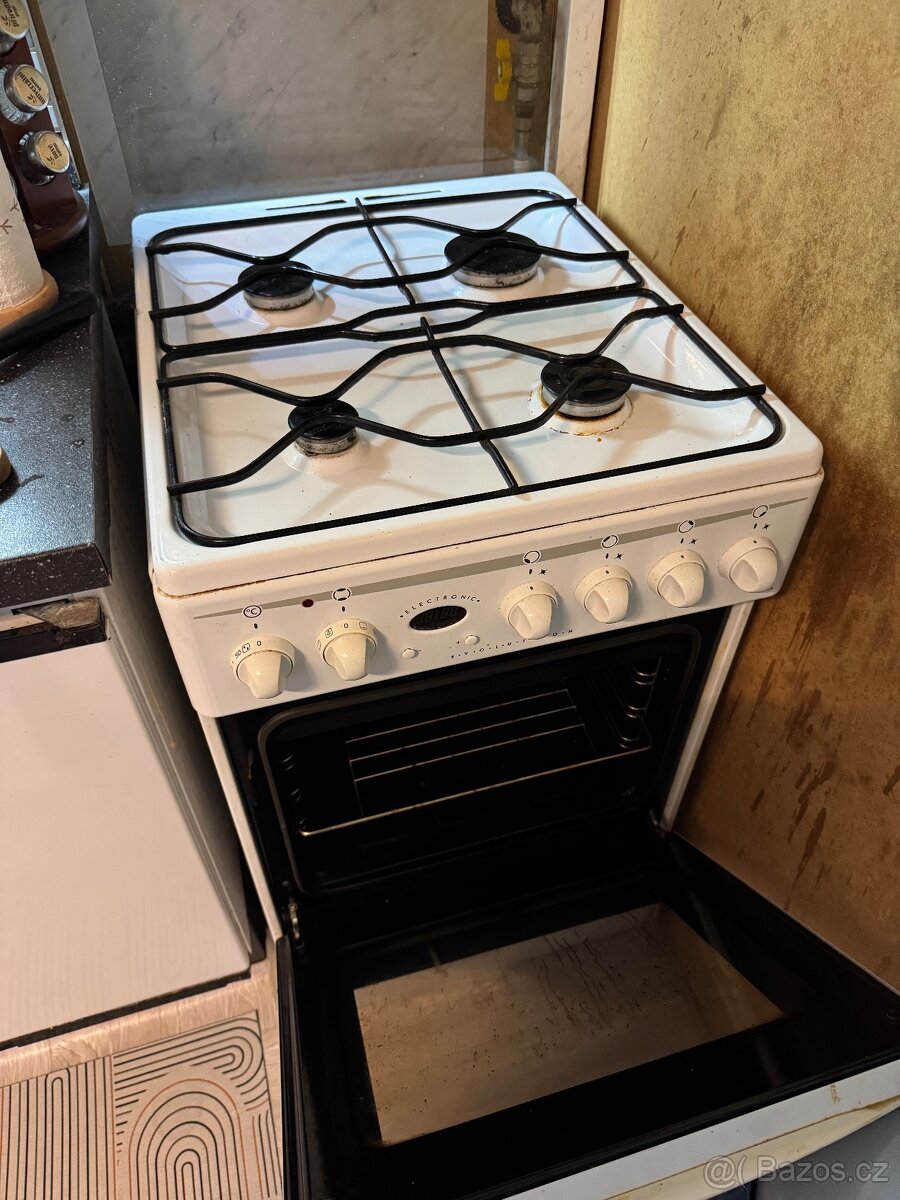 Kombinovaný sporák Mora Evolution - 2