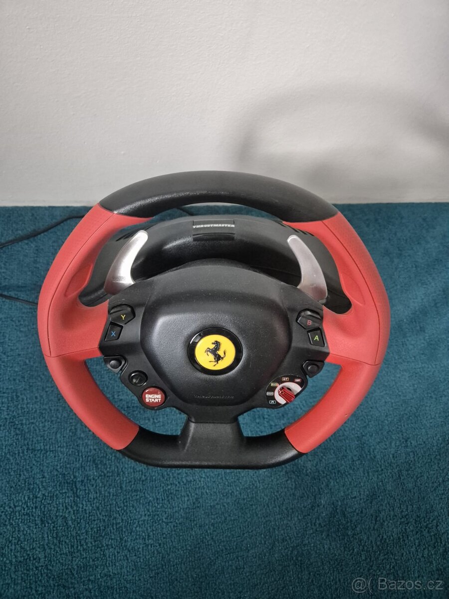 Volant s pedály Thrustmaster Ferrari 458 spider pro XBOX ONE - 2