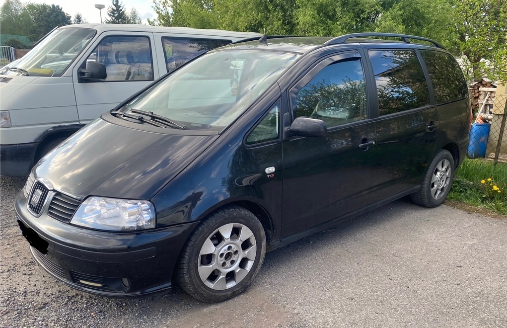 Náhradní díly z vozu Seat Alhambra 2.0TDI 103kw Levně - 2