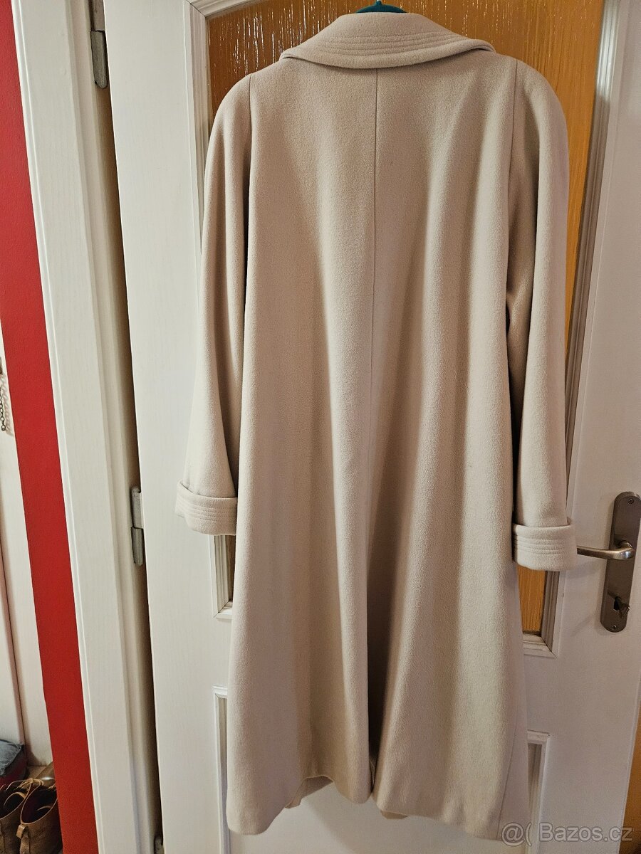 kabát dámský vel.48 dlouhý - 2