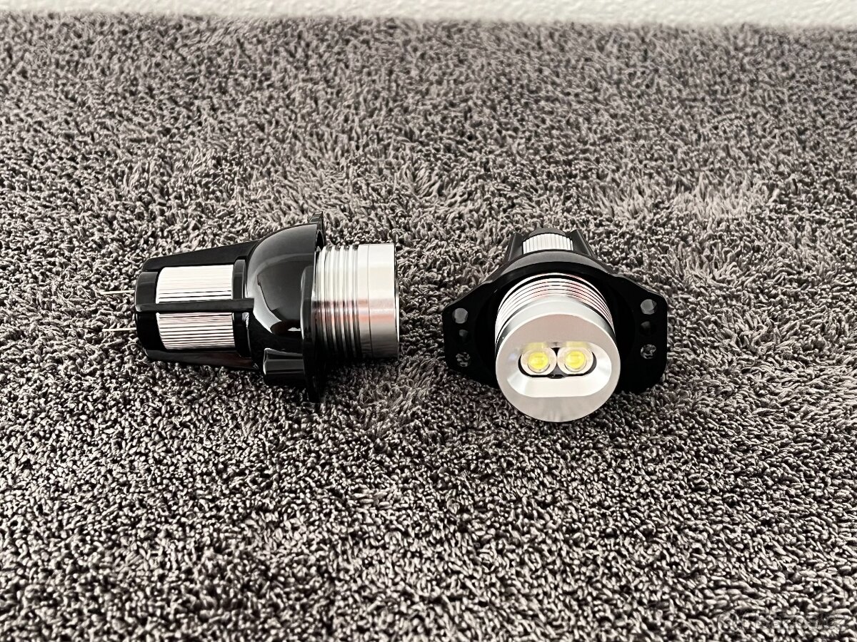 BMW E90/E91 LED Angel Eyes - 2