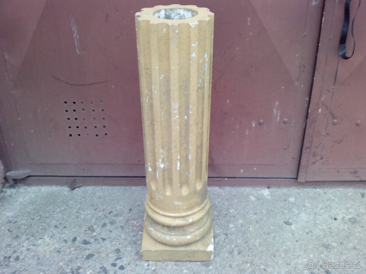 Betonový ozdobný sloupek - 2