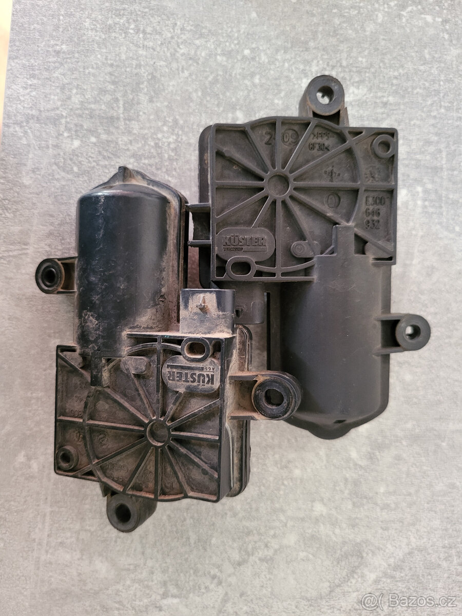 Dodge Challenger - 2