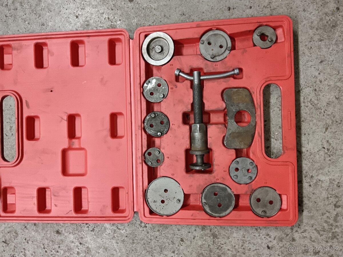 Sada na zatlačení brzdových pístků - 2