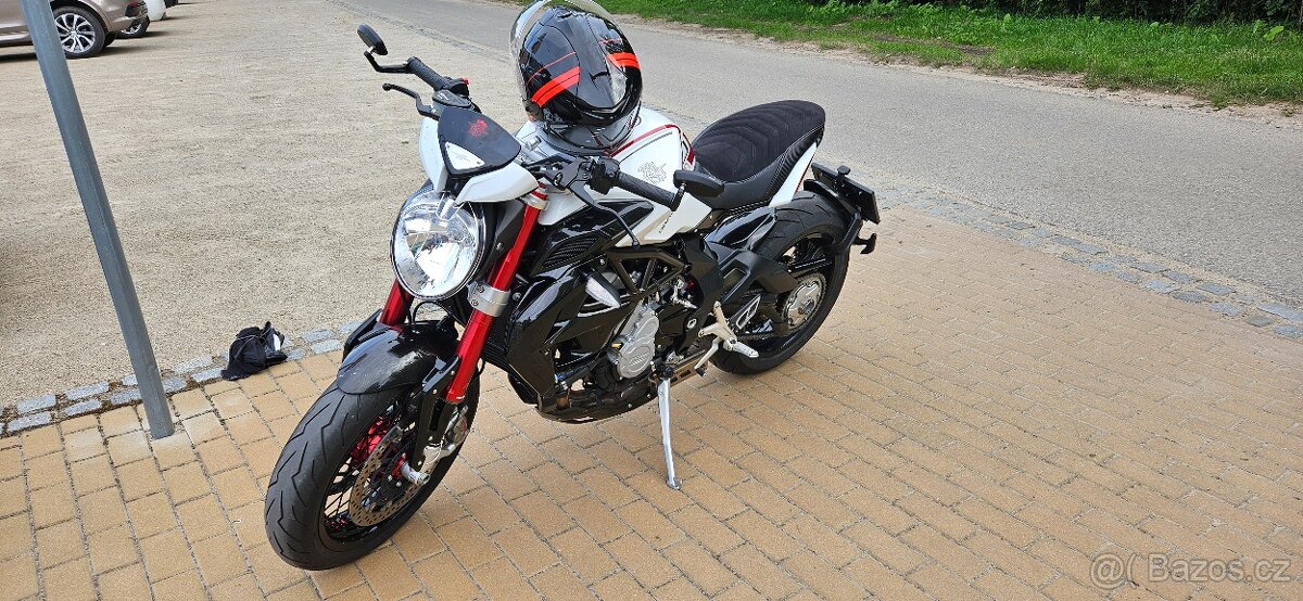 MV AGUSTA DRAGSTER 800,r.v.2014 - 2