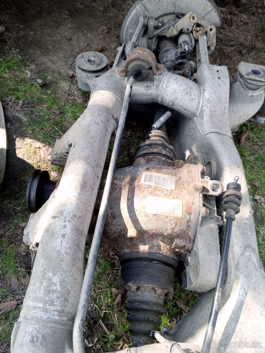 BMW 7 e65 730d diferenciál - 2