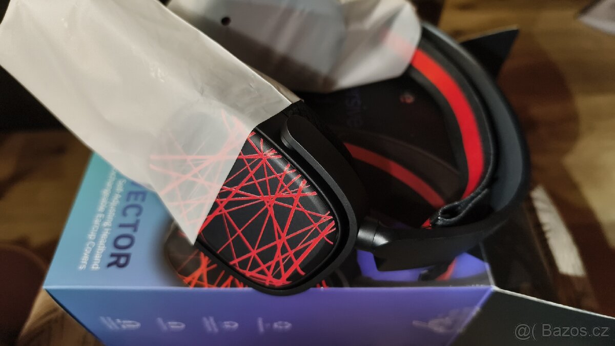 Yenkee YHP 3040 Vector - 2