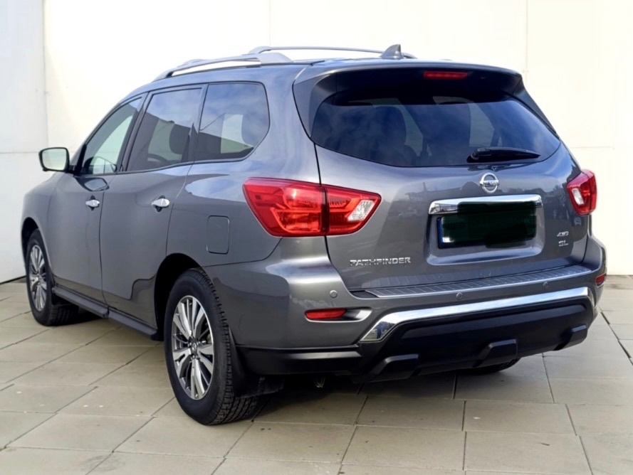 Nissan Pathfinder 3.5 V6 4x4 (2020) - 2