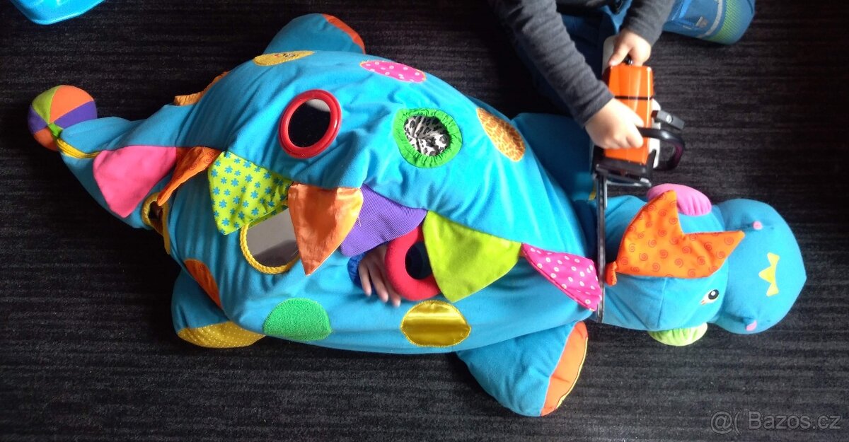 Velký drak - dinosaurus s balónky - 2