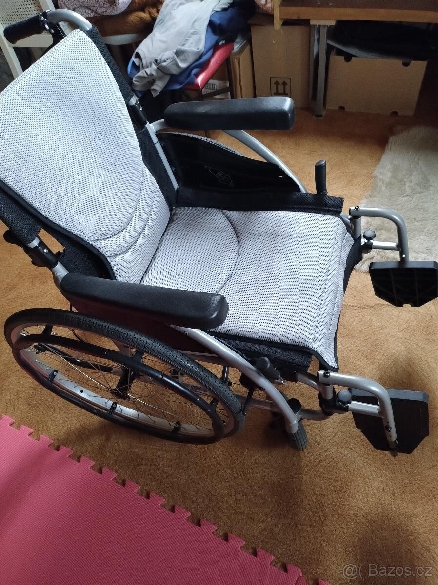 Invalidní vozík - 2
