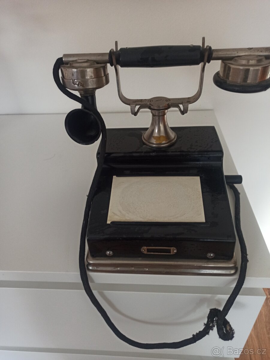 Historický telefon - 2