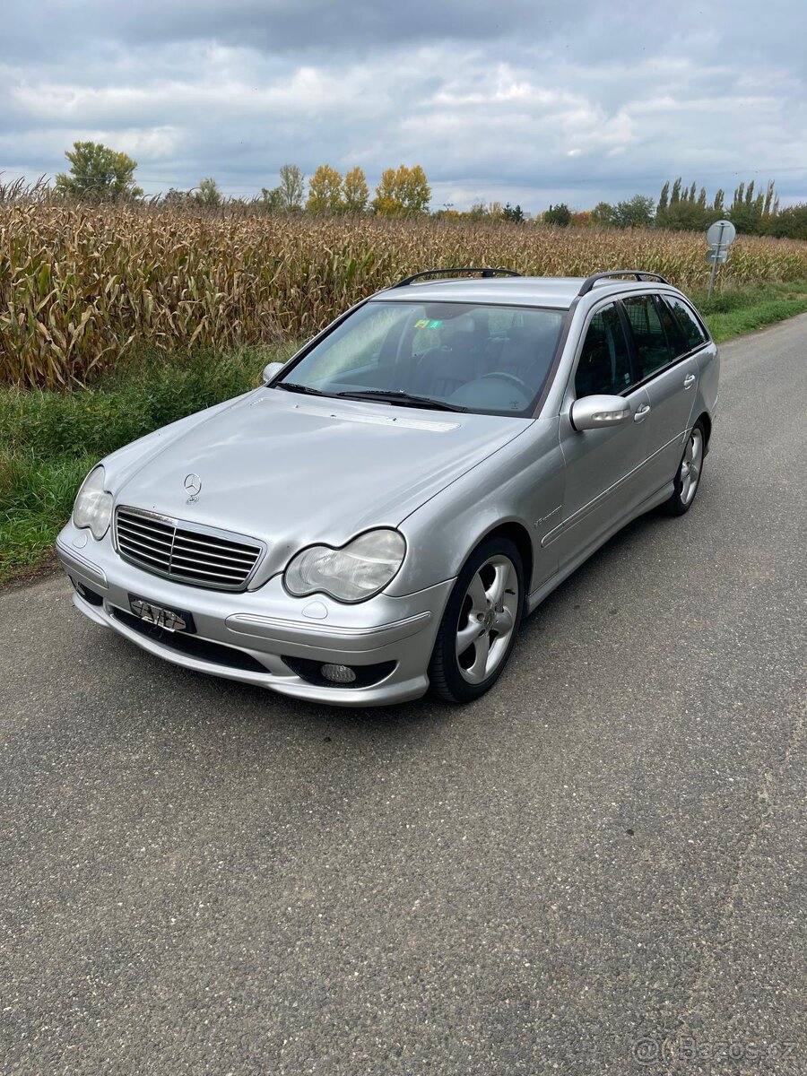Mercedes Benz C32 amg - 2
