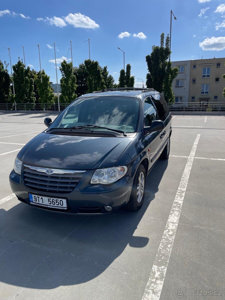Prodám Chrysler Voyager - 2