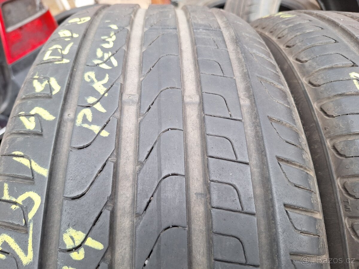 Výprodej Prodám letní pneu 225/45/18 Pirelli - 2