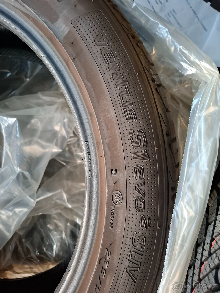 235/50r19 99v Hankook letni 2ks - 2
