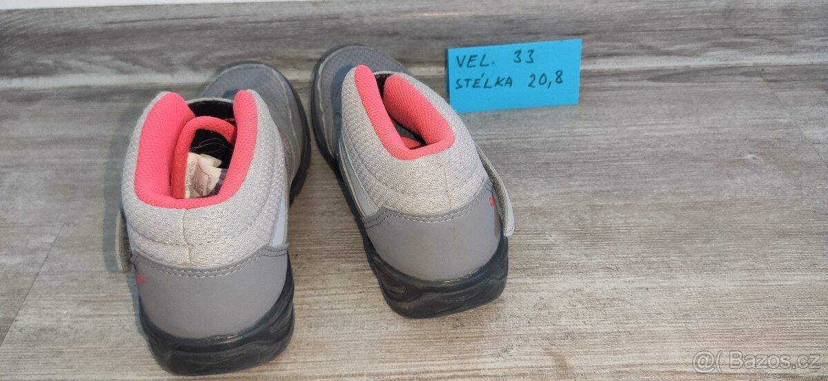 Dívčí boty Decathlon velikost 33 - 2