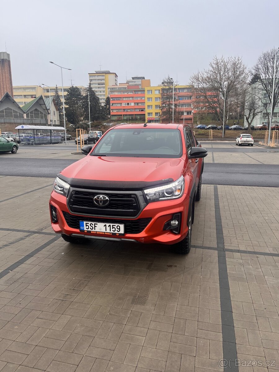 Hilux 2,4D automat