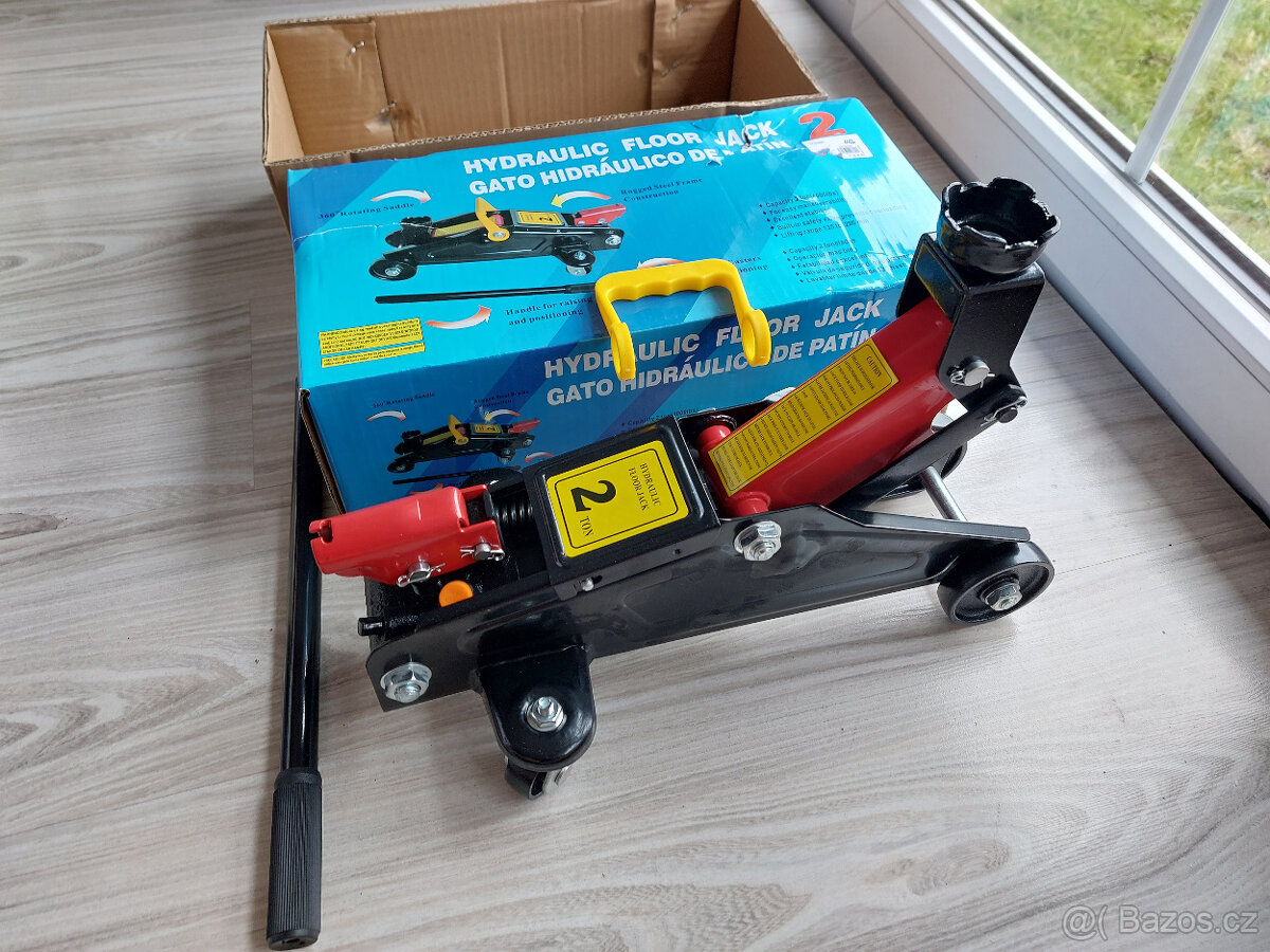 Hydraulický zvedák 2TUNY pojízdný, přenosný. CENA 649KČ - 2