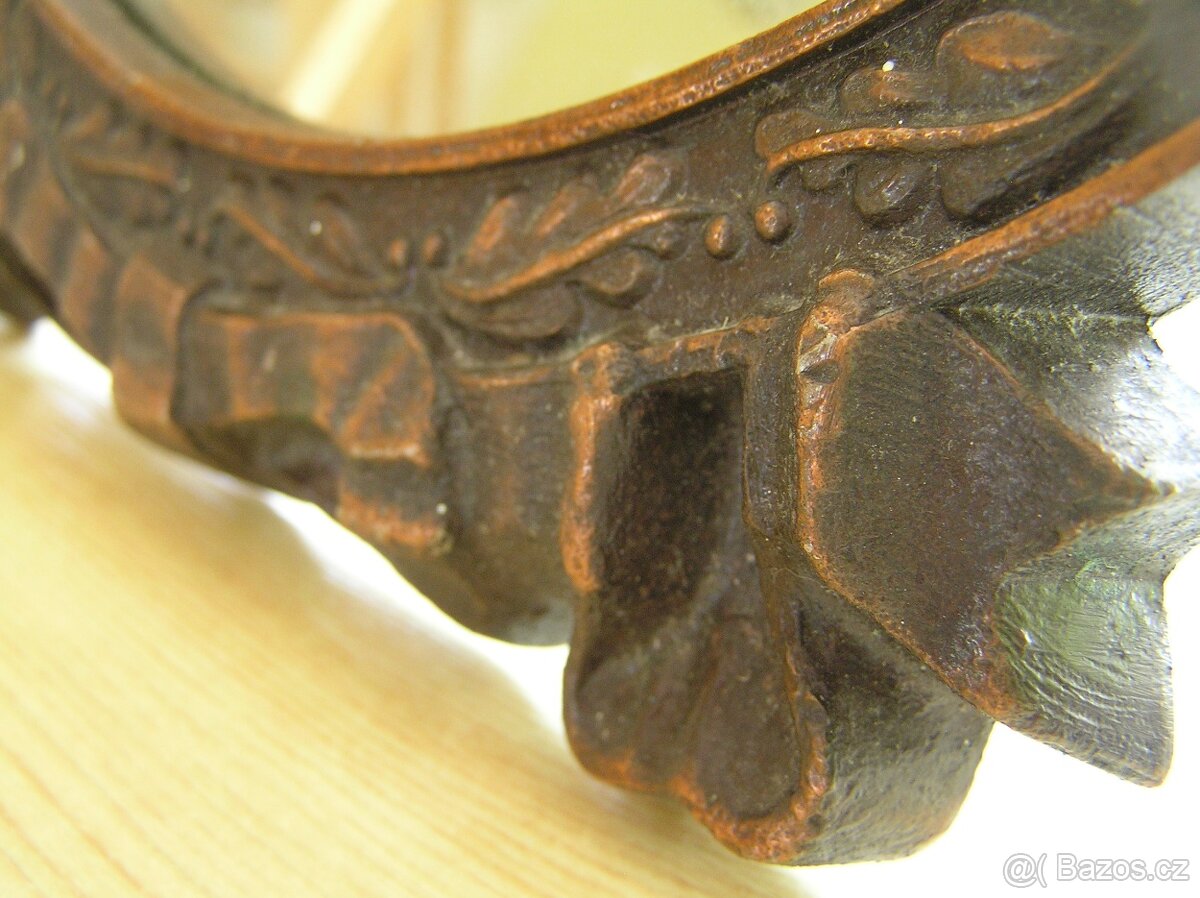 Zrcadlo v kovovém rámu - 2