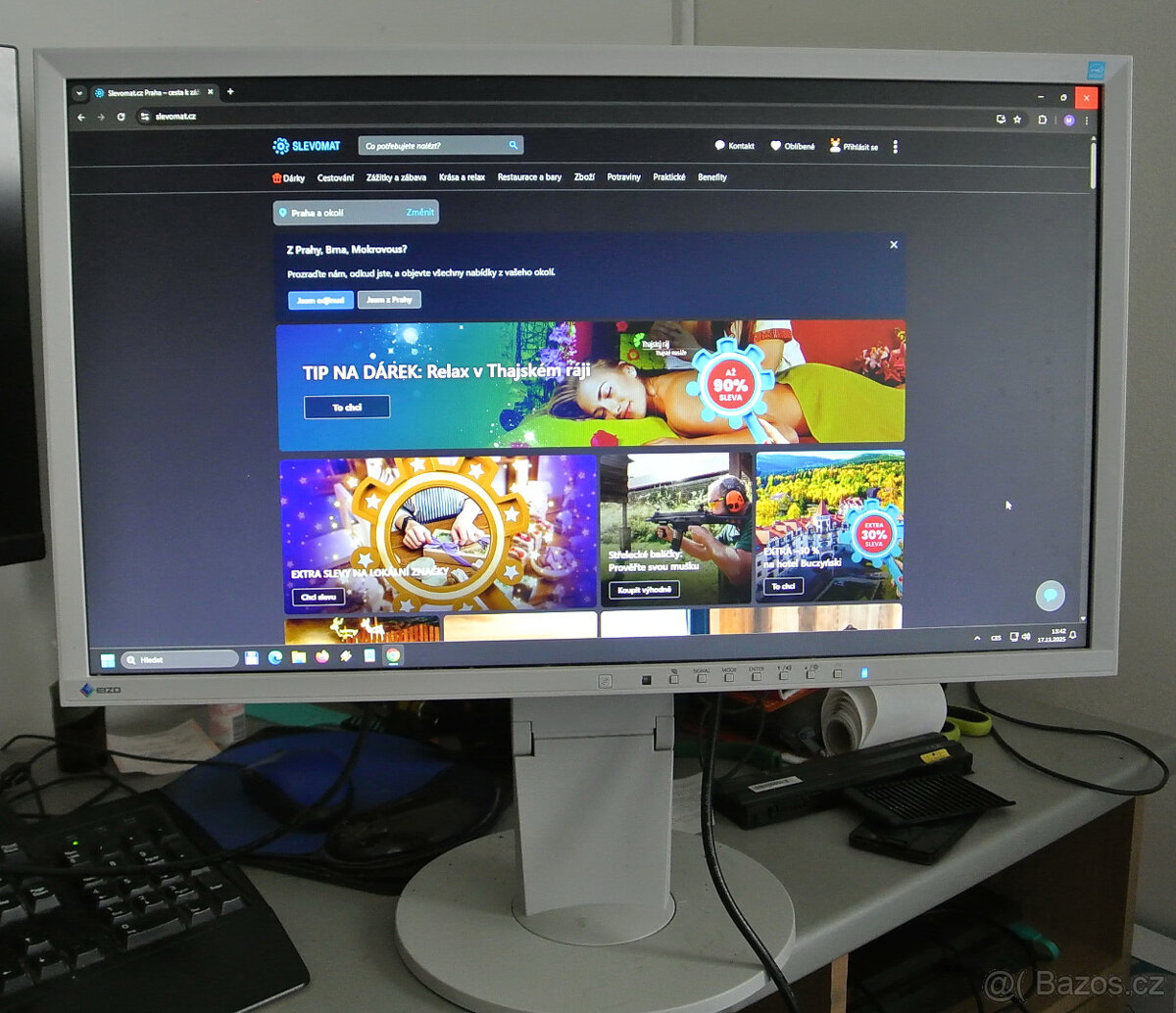 Profesionální 23" Full HD monitor EIZO EV2316W, pivot - 2