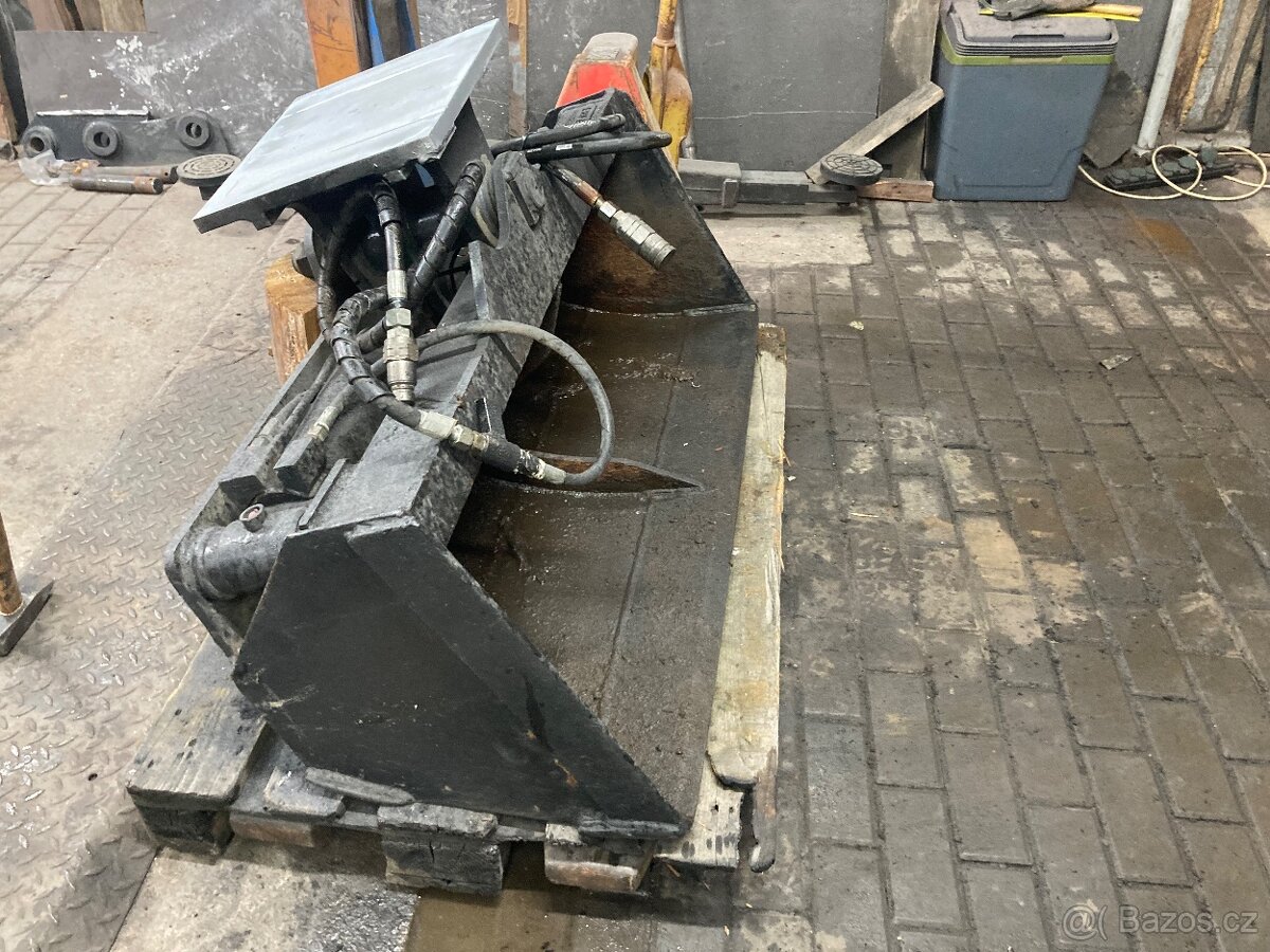 Naklápěcí svahovka - 2