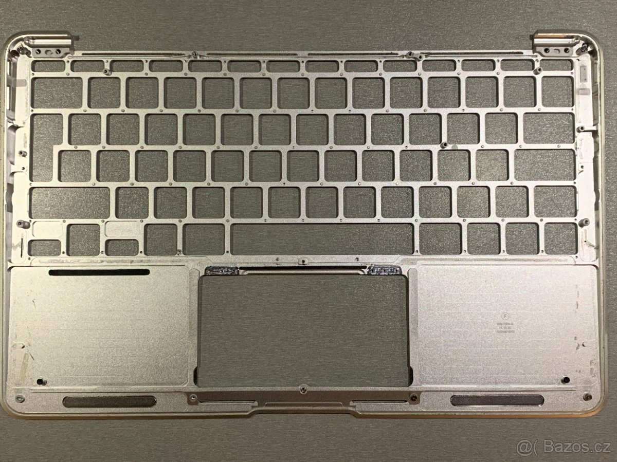 MacBook Air 11" A1370 2011 TopCase - EU verze klavesnice - 2