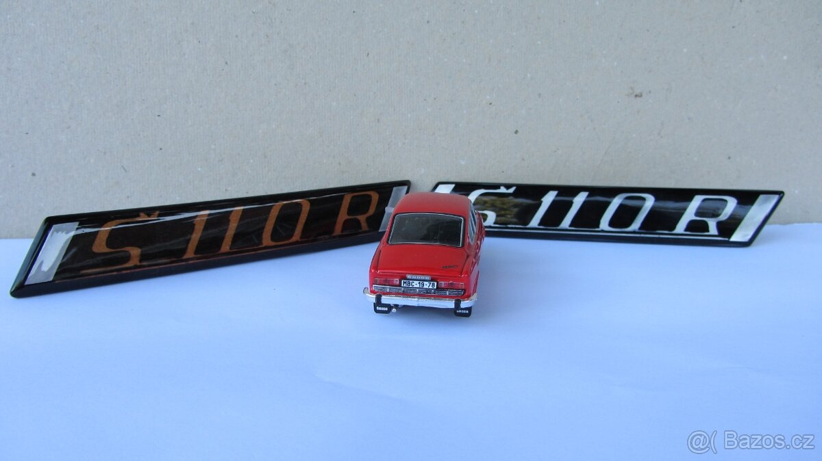 ŠKODA 110R štítek na zadní kapotu - zlatý nápis - 2