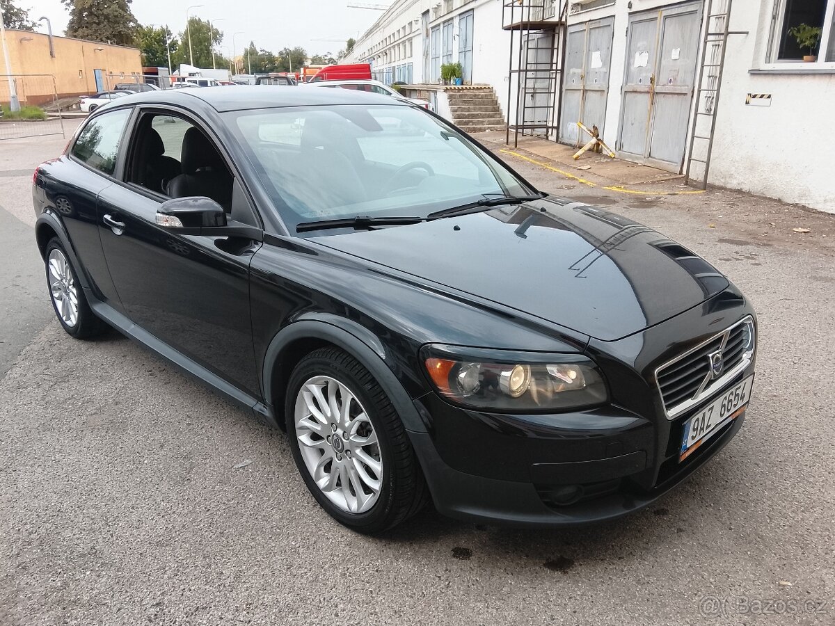 Volvo C30 1,6 Momentum - 2