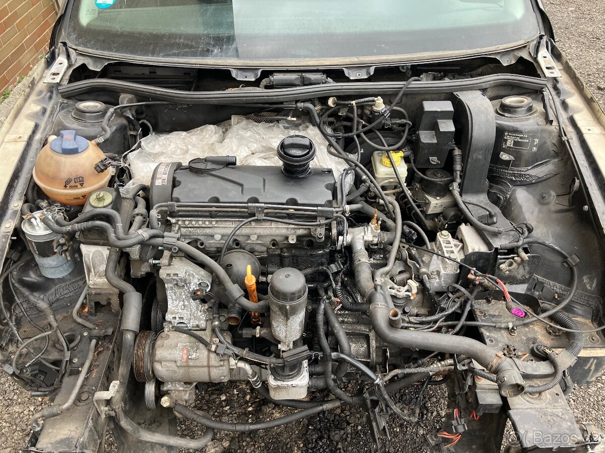 Zbytek dílu Vw Bora combi - 2