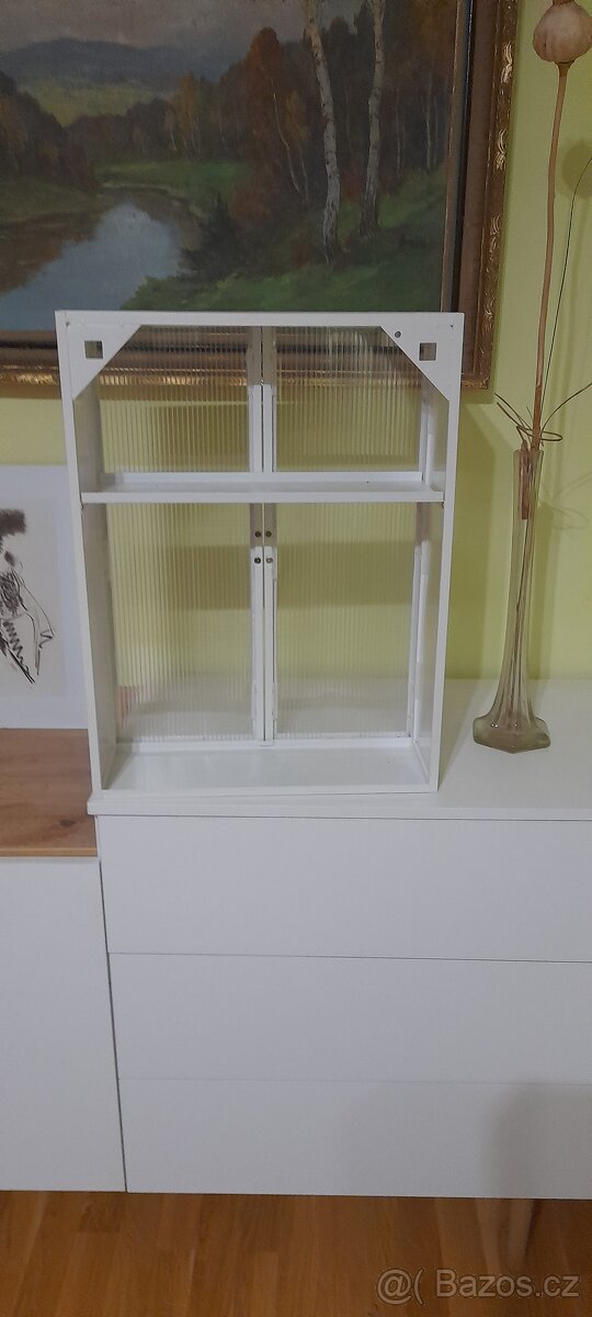 Plechová lékárnička - 2