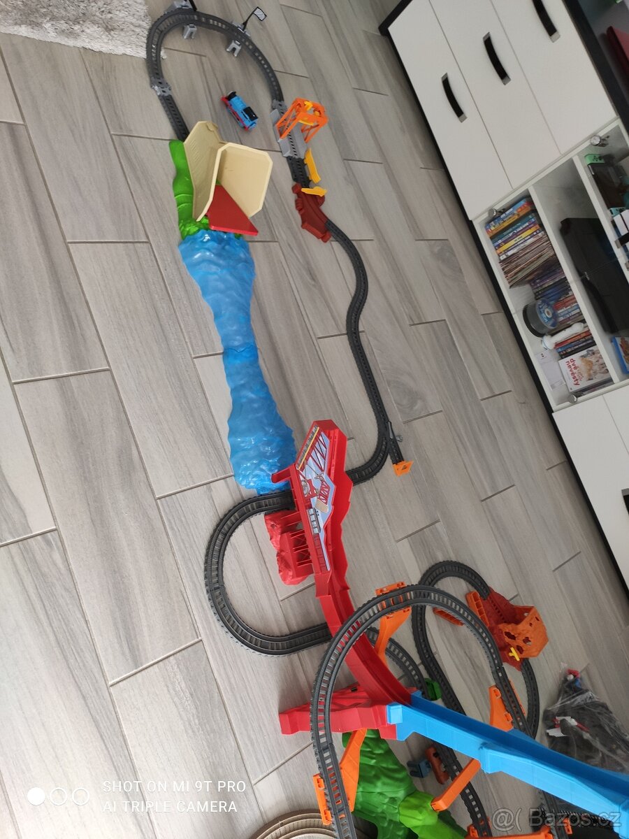 Mašinka Tomas velký skok - 2
