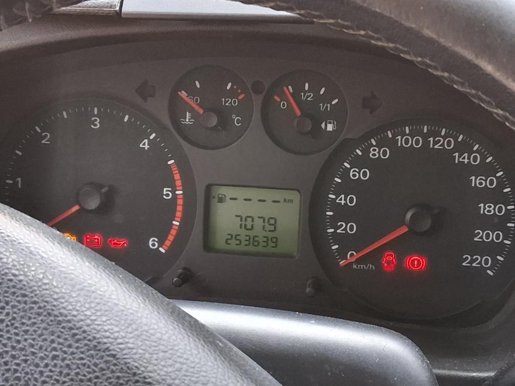 Ford Transit - obytná dodávka - 2