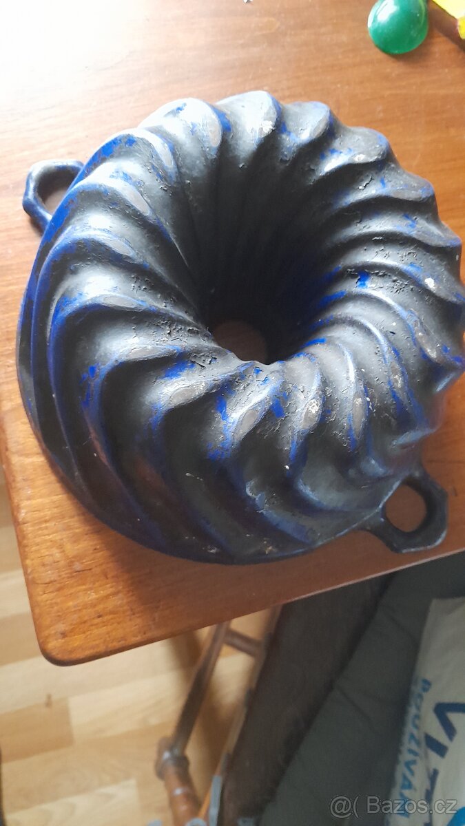 Litinová forma, bábovka - 2