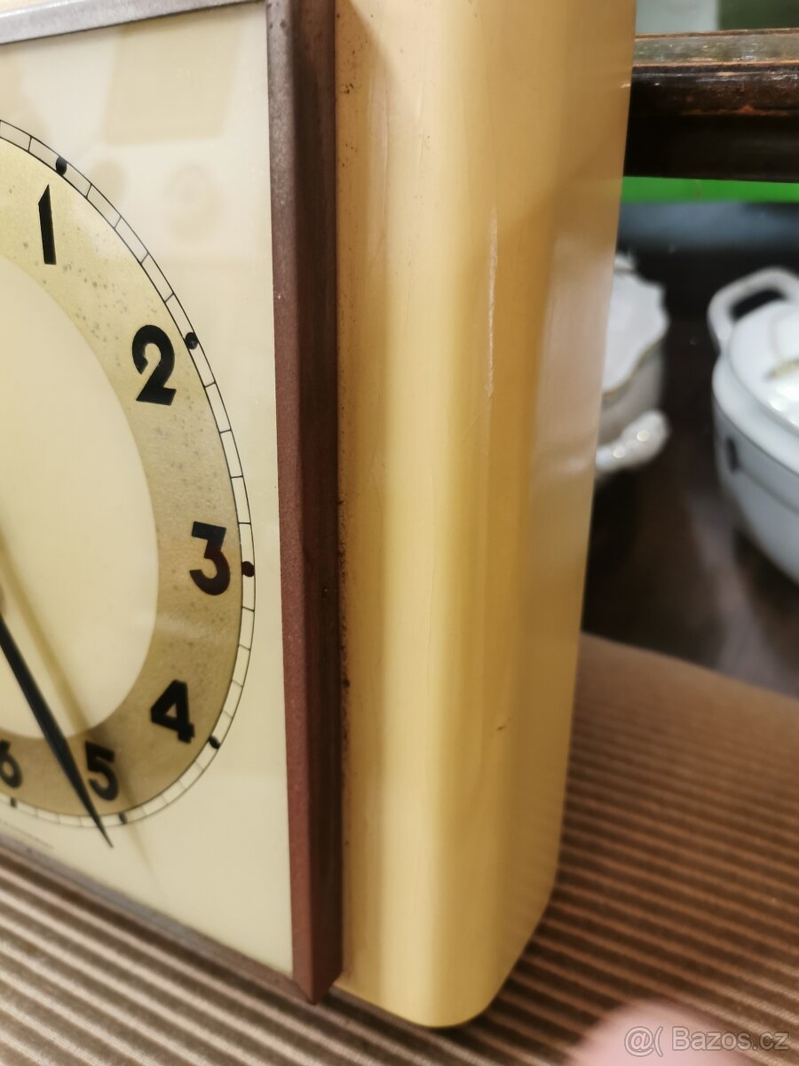 Retro hodiny Chronotechna. - 2