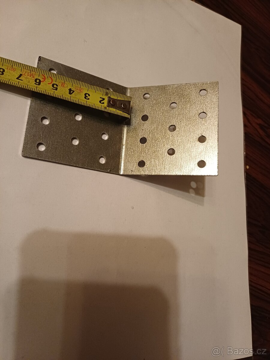 Úhelnik-spojovací materiál - 2
