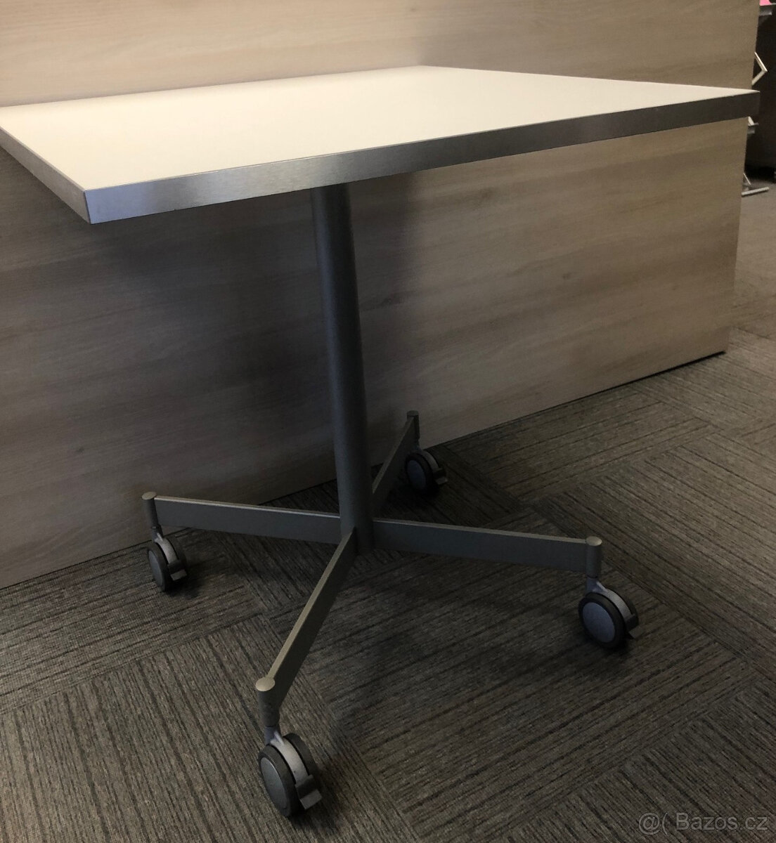 Kancelářský stolek - 2