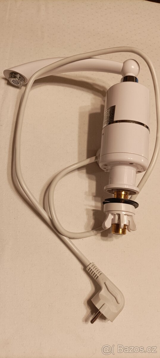 Průtokový ohřívač HomeLife - 2