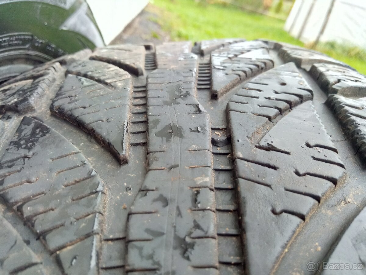 Pneu Cooper 245/65/17 - 2