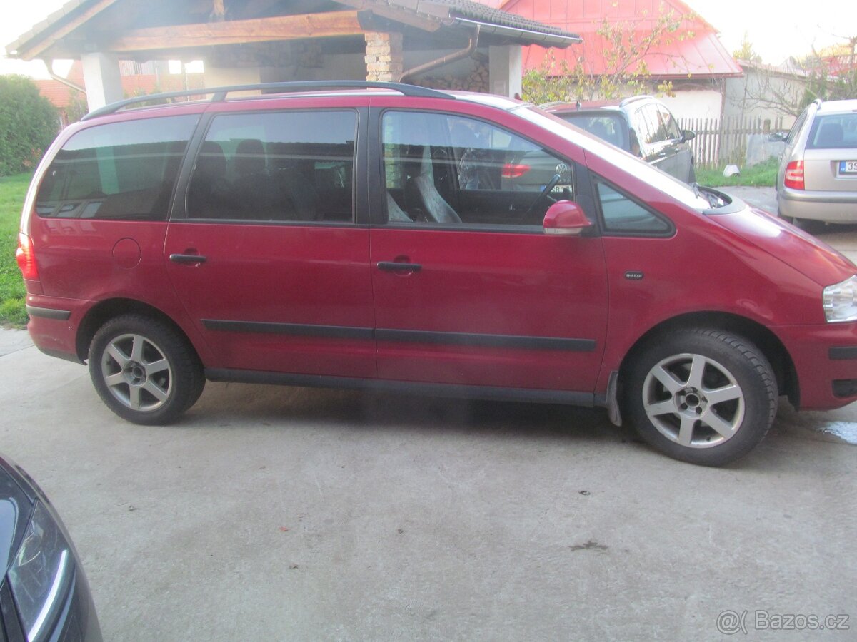 VW Sharan 2,0 TDI - 2