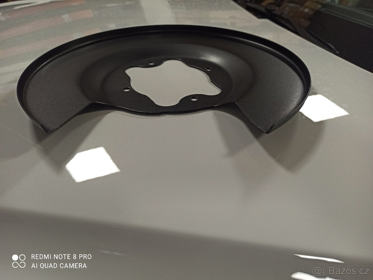 Kryty plechy štíty brzd Hyundai i30 - 2